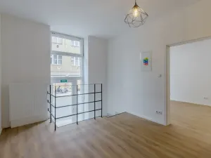 Pronájem bytu 2+kk, Praha - Košíře, Fabiánova, 37 m2