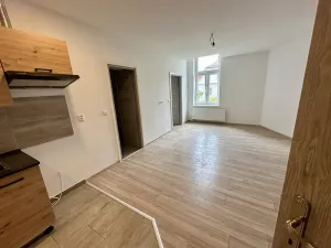 Pronájem bytu 2+kk, Semily, Komenského náměstí, 48 m2