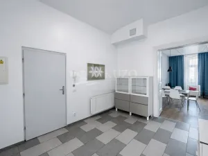 Pronájem bytu 2+kk, Praha, Strojnická, 66 m2