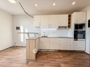 Pronájem bytu 2+kk, Znojmo, Jugoslávská, 40 m2