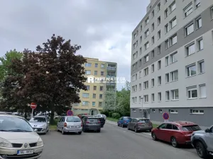Prodej bytu 1+kk, Praha - Háje, Matúškova, 32 m2