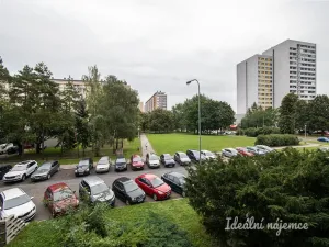 Pronájem bytu 3+1, Praha - Kobylisy, Taussigova, 60 m2