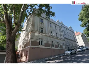 Pronájem bytu 3+1, Praha - Smíchov, Bieblova, 75 m2