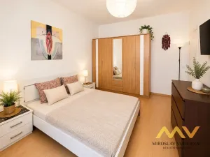 Prodej bytu 2+kk, Hradec Králové, Mánesova, 61 m2