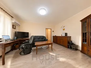 Prodej bytu 2+kk, Praha - Dolní Chabry, 52 m2