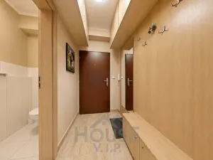 Prodej bytu 2+kk, Praha - Dolní Chabry, 52 m2