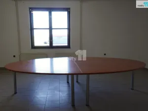 Pronájem skladu, Svojkovice, 328 m2