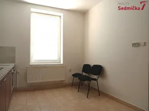 Pronájem bytu 3+1, Žďár nad Sázavou, Strojírenská, 69 m2