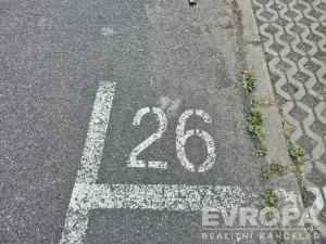Pronájem garážového stání, Praha - Strašnice, Limuzská, 3 m2