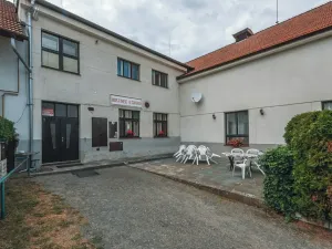 Prodej komerční nemovitosti, Klamoš, 865 m2
