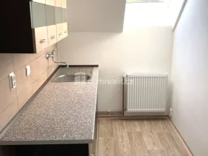 Pronájem bytu 2+1, Děčín - Děčín II-Nové Město, Kamenická, 56 m2