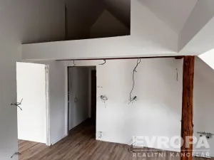 Prodej bytu 2+kk, Jablonec nad Nisou, Sokolí, 43 m2