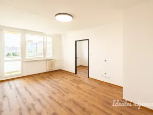 Pronájem bytu 3+1, Praha - Horní Měcholupy, Veronské nám., 68 m2