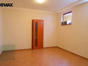 Prodej obchodního prostoru, Třebechovice pod Orebem, Pardubická, 293 m2