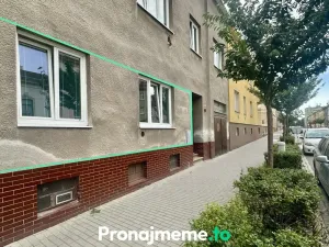 Pronájem bytu 2+kk, Znojmo, Palackého, 36 m2