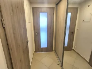 Pronájem bytu 1+kk, Praha - Třebonice, K metru, 29 m2