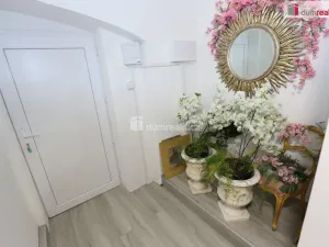 Pronájem obchodního prostoru, Praha - Libeň, 58 m2