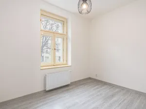 Pronájem bytu 2+kk, Praha - Vršovice, Košická, 29 m2