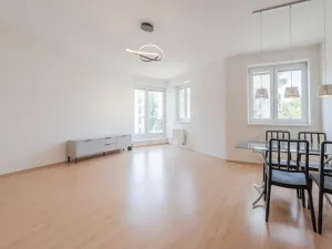 Pronájem bytu 2+kk, Praha - Hostivař, náměstí Přátelství, 55 m2