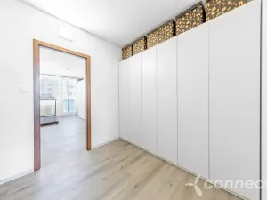Prodej bytu 3+kk, Králův Dvůr, Nad Stadionem, 93 m2