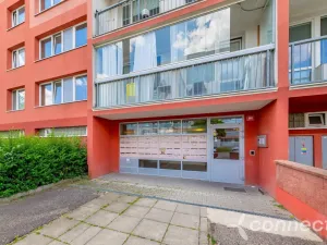 Prodej bytu 3+kk, Králův Dvůr, Nad Stadionem, 93 m2