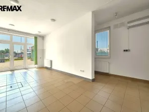 Prodej kanceláře, Hradec Králové - Slezské Předměstí, Vážní, 289 m2