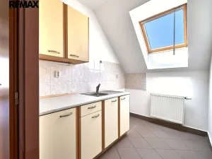 Prodej kanceláře, Hradec Králové - Slezské Předměstí, Vážní, 289 m2