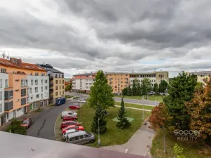 Pronájem bytu 1+kk, Praha - Suchdol, Suchdolské náměstí, 40 m2