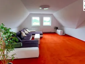 Pronájem bytu 3+1, Cheb - Skalka, Komorní Dvůr, 100 m2