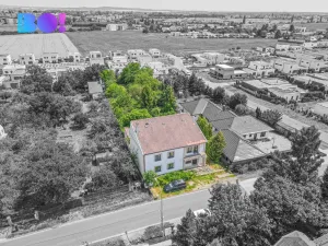 Prodej podílu 1/2 rodinného domu, Olomouc - Slavonín, Arbesova, 242 m2