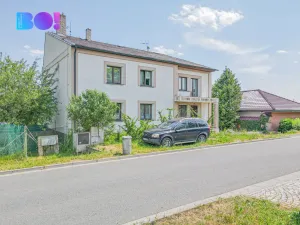 Prodej podílu 1/2 rodinného domu, Olomouc - Slavonín, Arbesova, 242 m2