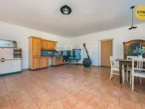 Prodej rodinného domu, Stará Paka - Roškopov, 272 m2