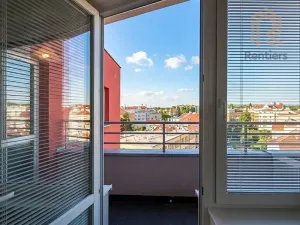 Prodej bytu 3+1, Kladno, nám. Edvarda Beneše, 52 m2