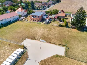 Prodej pozemku pro bydlení, Vestec, Máchova, 2304 m2