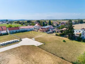 Prodej pozemku pro bydlení, Vestec, Máchova, 2304 m2