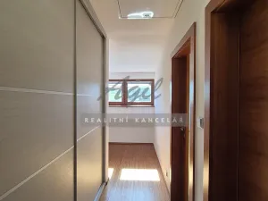 Prodej rodinného domu, Hostěnice, 142 m2