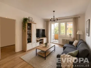 Prodej bytu 3+1, Praha - Strašnice, Černokostelecká, 61 m2