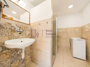 Prodej rodinného domu, Rodvínov, 210 m2