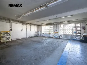 Pronájem obchodního prostoru, Mnichovice, Pražská, 495 m2