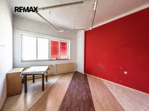 Pronájem obchodního prostoru, Mnichovice, Pražská, 495 m2