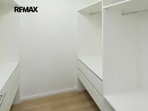 Pronájem bytu 2+kk, Praha - Hlubočepy, Divíškové, 51 m2