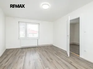 Prodej bytu 1+1, Čistá, nám. Václavské, 43 m2
