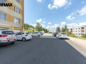 Prodej bytu 2+1, Meziboří, Nad parkem, 64 m2