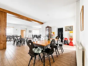 Prodej restaurace, Dobšice, Lahoferova, 218 m2