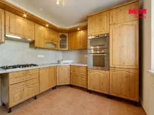Prodej bytu 4+1, Sokolov, Atletická, 77 m2