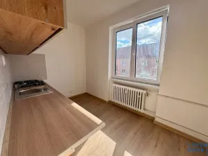 Pronájem bytu 1+1, Jirkov, Ervěnická, 35 m2