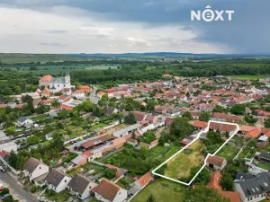 Prodej rodinného domu, Drnholec, nám. Svobody, 210 m2