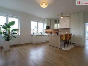Pronájem bytu 3+kk, Karlovy Vary, Šumavská, 86 m2