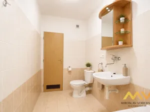 Pronájem bytu 2+kk, Hradec Králové - Kukleny, Pražská třída, 50 m2