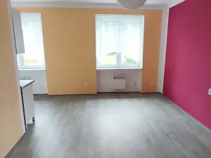 Pronájem bytu 2+kk, Cheb, 48 m2